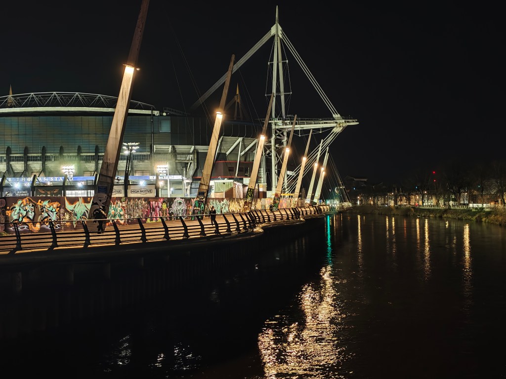 A sample image taken with the Poco F8 Ultra in low light, using the 1x camera/2x zoom.