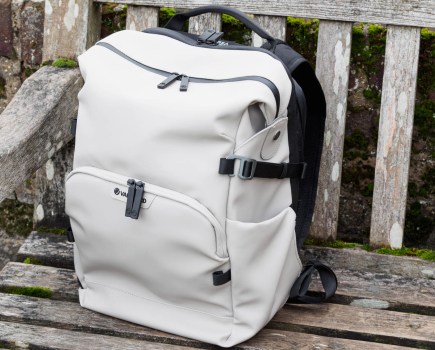 Vanguard Veo Lite B20L backpack