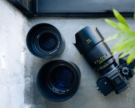 Zeiss Otus 35mm f/1.4 ML, 85mm, and 50mm. Image credit: Zeiss