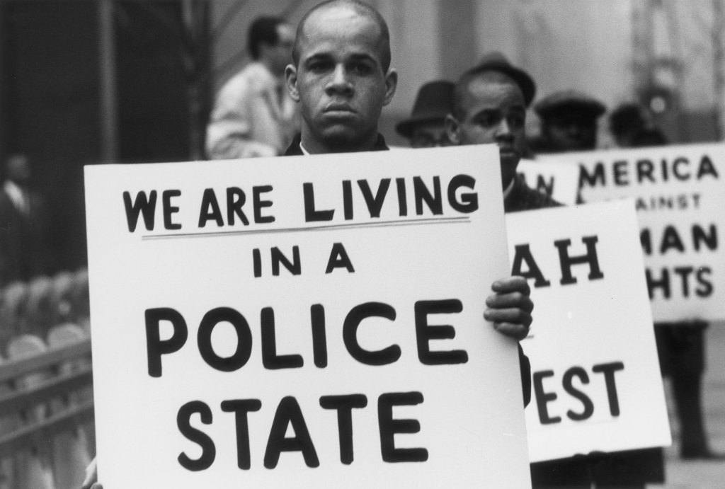 Gordon Parks Untitled, New York, 1963 Courtesy of and copyright The Gordon Parks Foundation