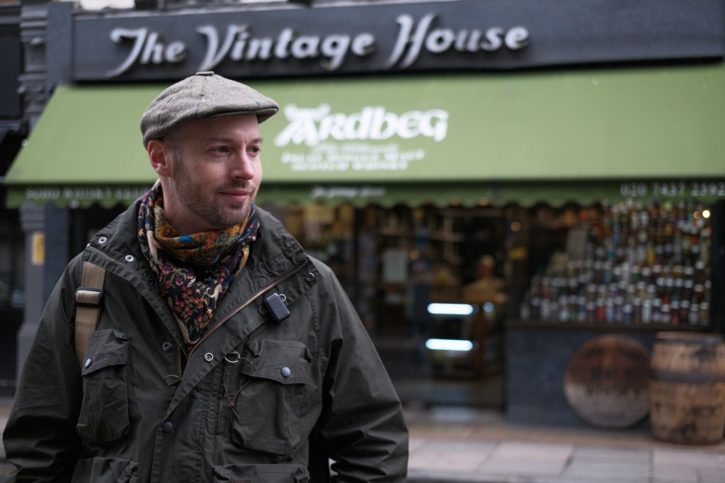 Viltrox TCL-X100VI on Fujifilm X100VI sample image - street portrait