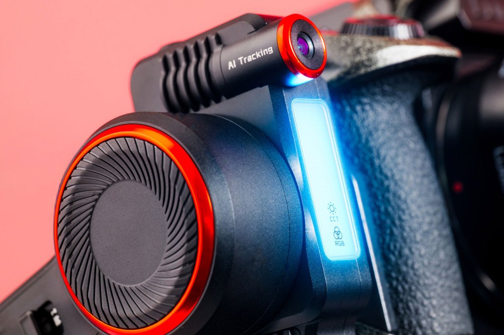 Hohem iSteady MT3 Pro AI tracking camera