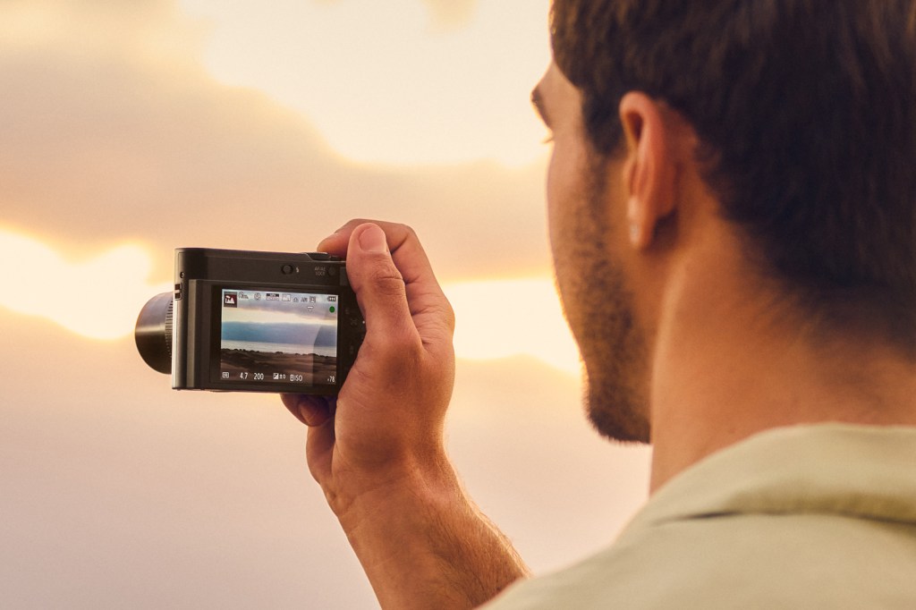 Panasonic Lumix TZ300 in use. 