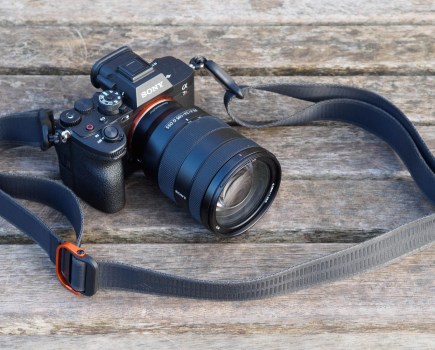 Peak Design Slide Lite Carryology Edition on Sony A7R V