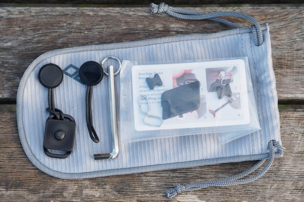 Peak Design Slide Lite kit extras