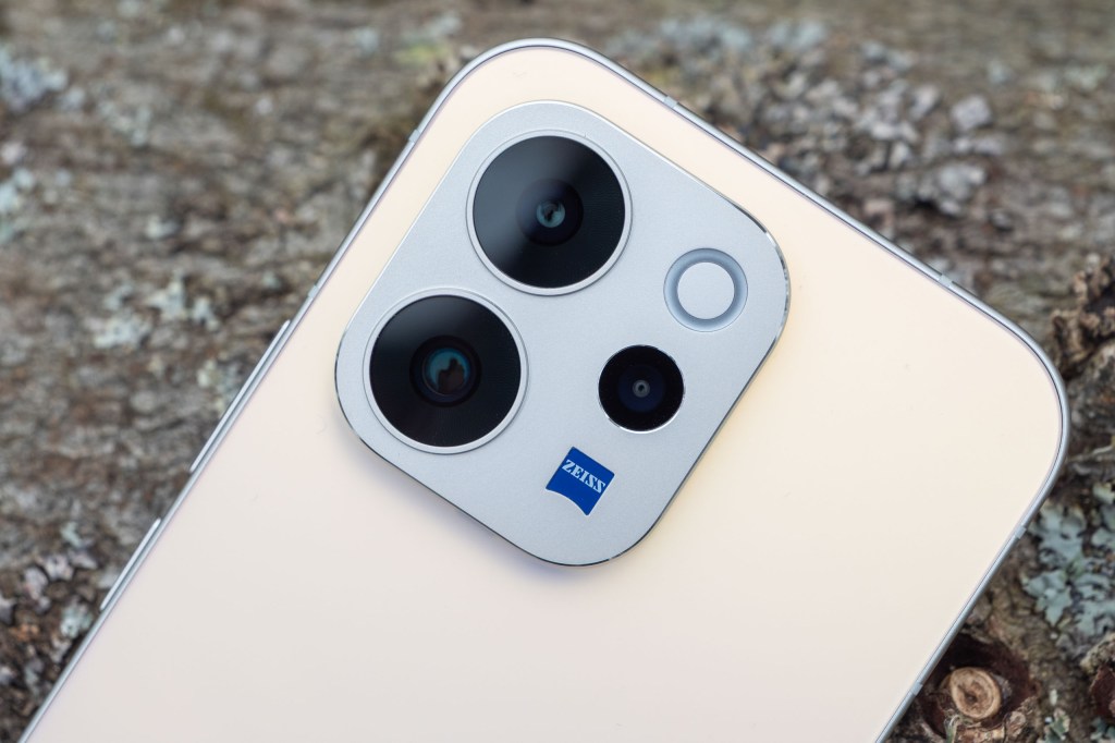The Vivo V70