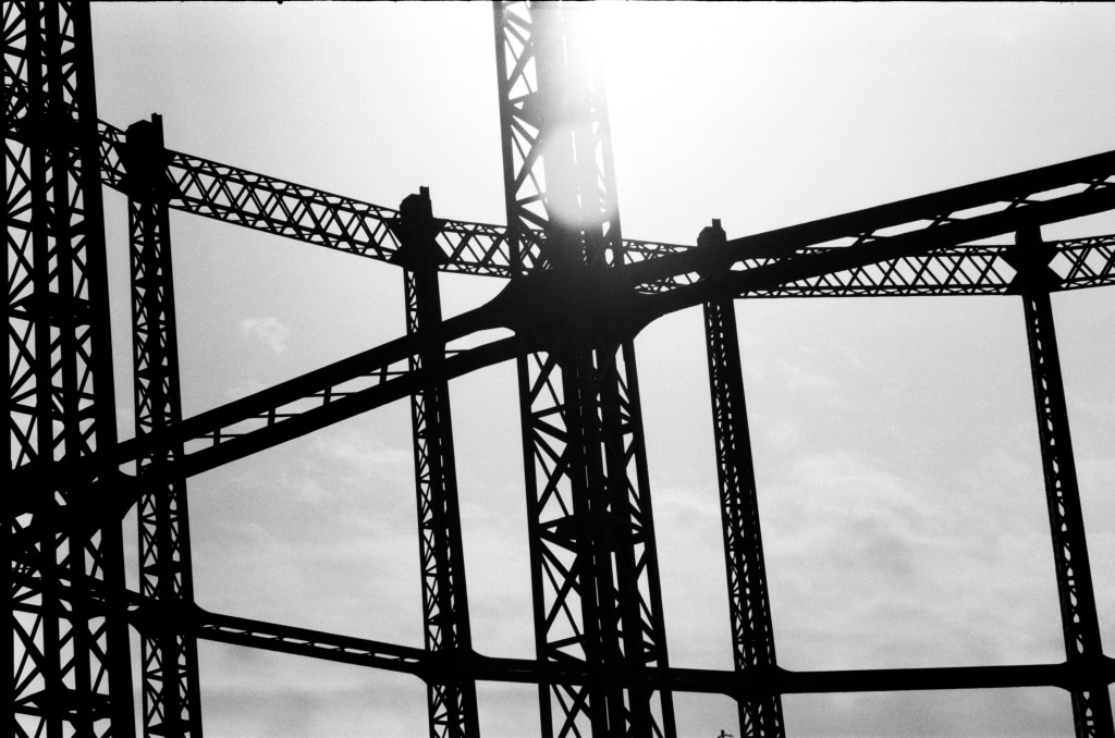 Kodak Tri-X 400 sample image showing gasholder silhouette