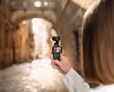 DJI Osmo Pocket 4
