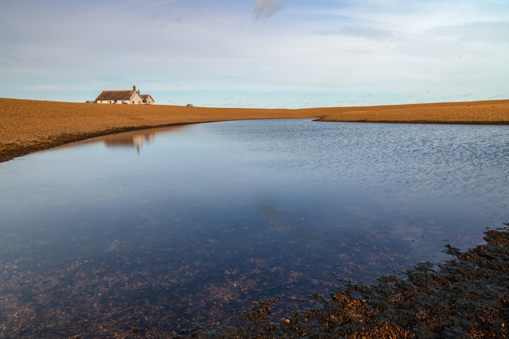Nikon Nikkor Z 24-105mm f/4-7.1 lens sample, a small house by the beach