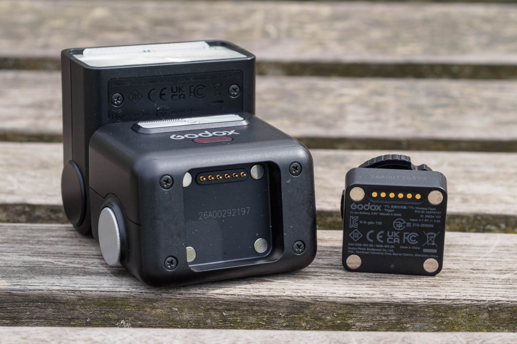 Godox iFlash iT32 with X5 trigger. 