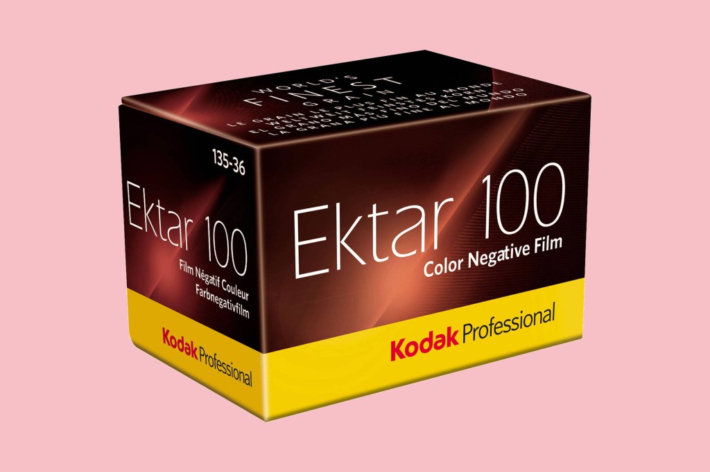 Kodak Ektar 100 box shot