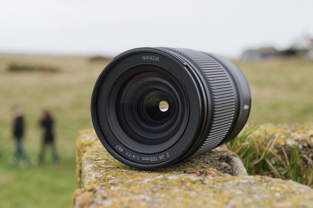 Nikon Nikkor Z 24-105 f/4-7.1 lens front view, diaphragm blades