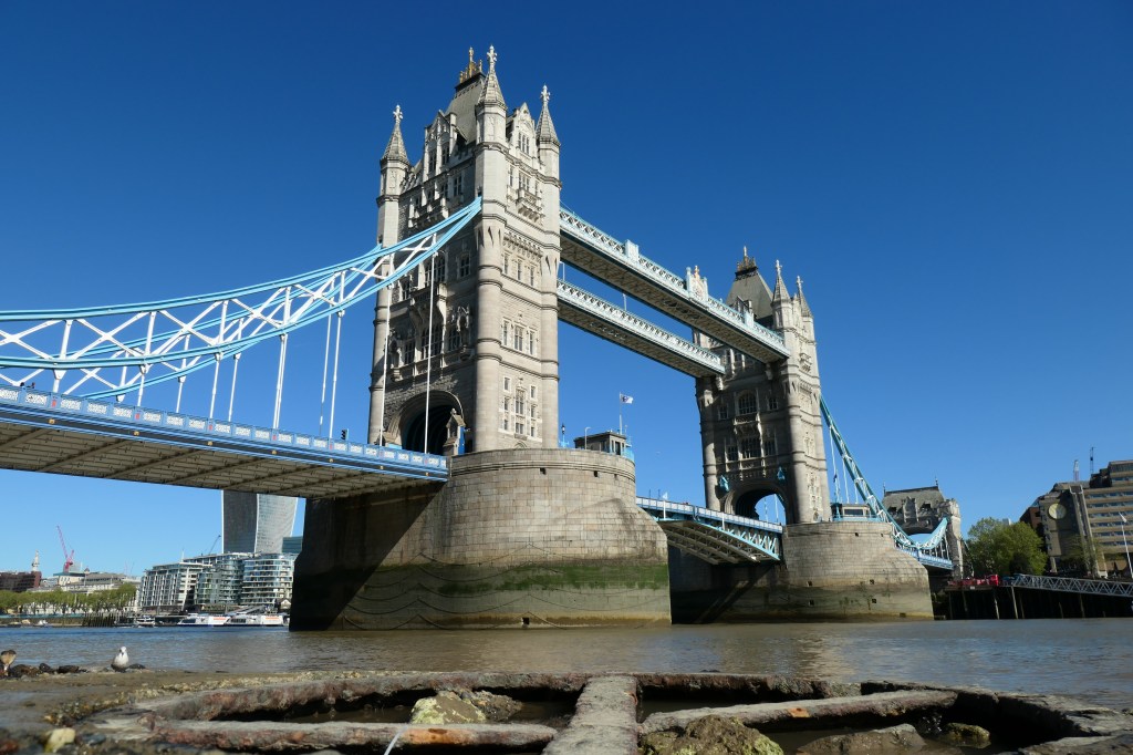 Panasonic Lumix TZ300 Tower Bridge sample image. 