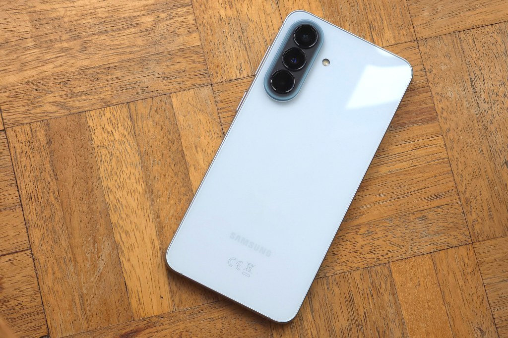 Samsung Galaxy A57 in Icy Blue. Photo JW/AP