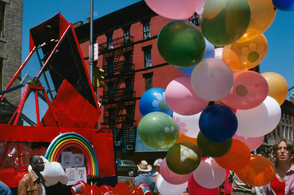 a bunch of balloons