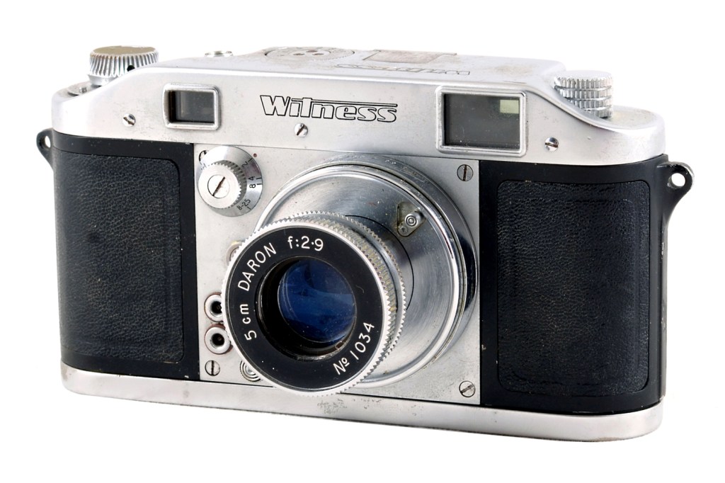 The Ilford Witness, combining the best features of Leica and Contax cameras
(Courtesy of Tim Goldsmith)