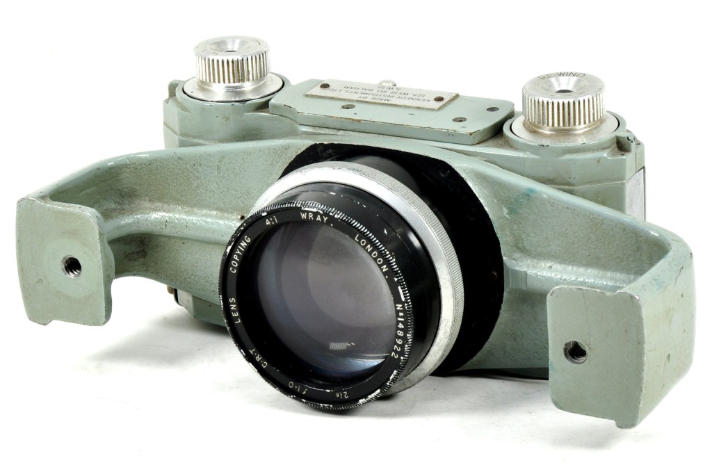 The Advocate adapted as an oscilloscope camera