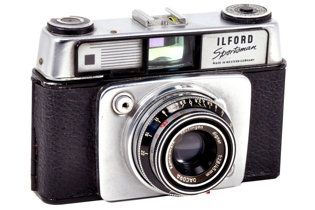 The rangefinder version of the Ilford Sportsman