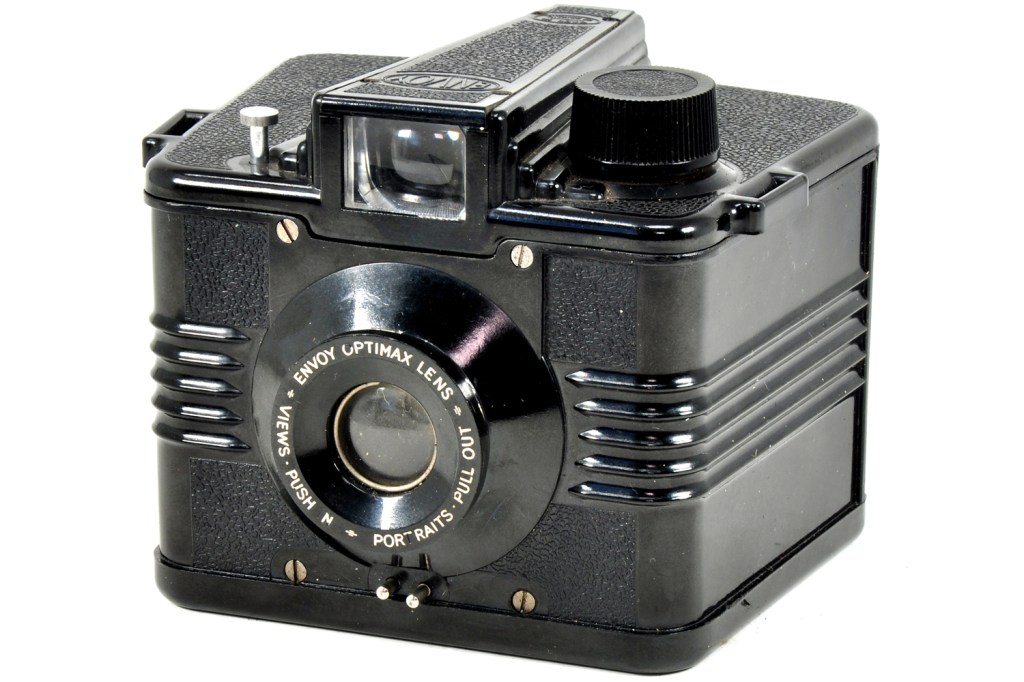 The Ilford Envoy was a simple snapshot-type camera