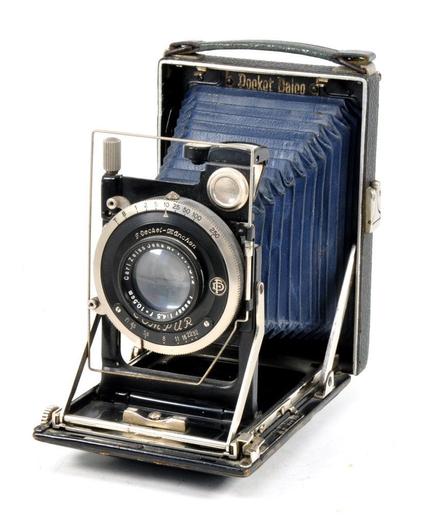 Blue version of the Pocket Dalco, a name variant of the Patent Etui