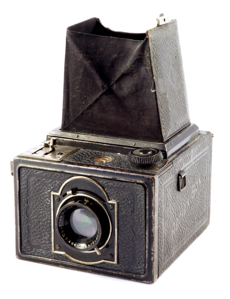Reflex Box, a now rare roll film SLR for 120 film