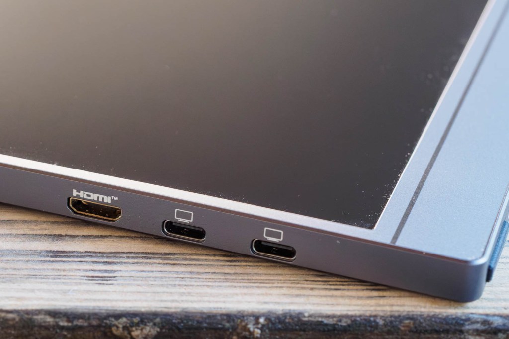 Arzopa Z3FC portable monitor connector ports