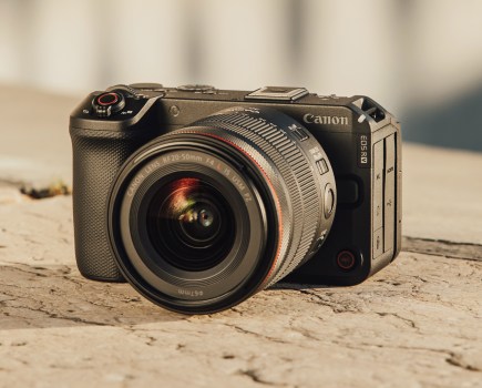 Canon EOS R6 V with 20-50mm F4 lens.