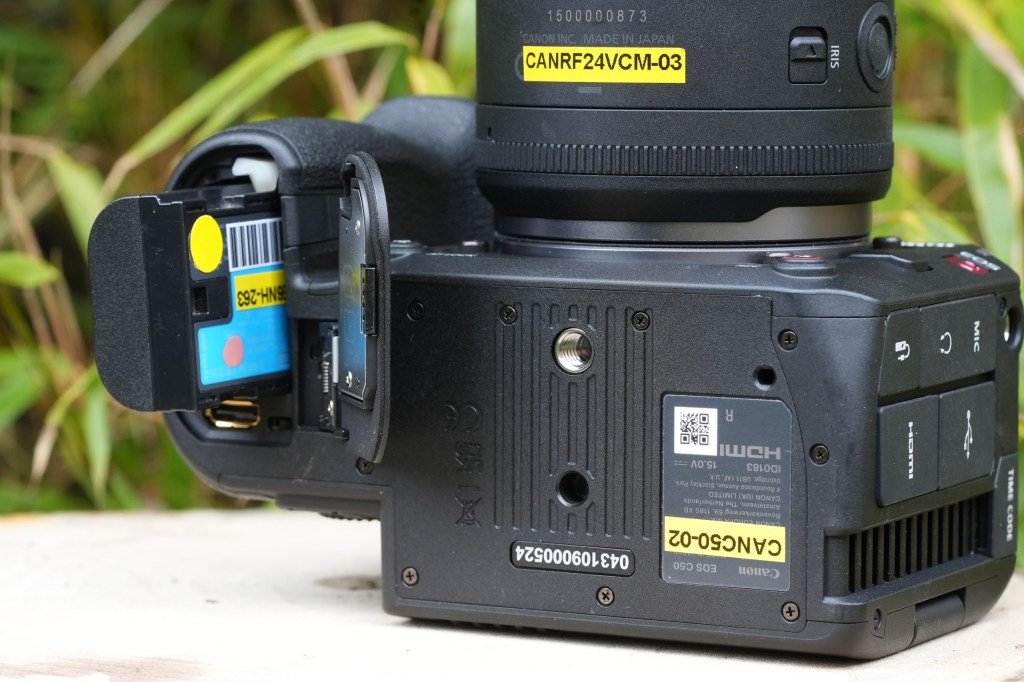 anon EOS C50 mirrorless camera battery slot