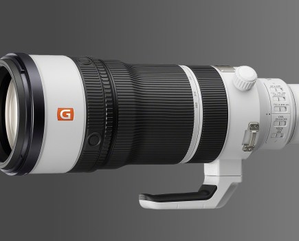Sony FE 100 400mm F4 5 GM OSS lens. Image: Sony