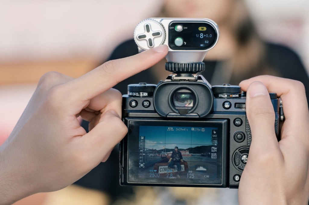 Viltrox Vintage Z1 Pro flash unit colour touchscreen