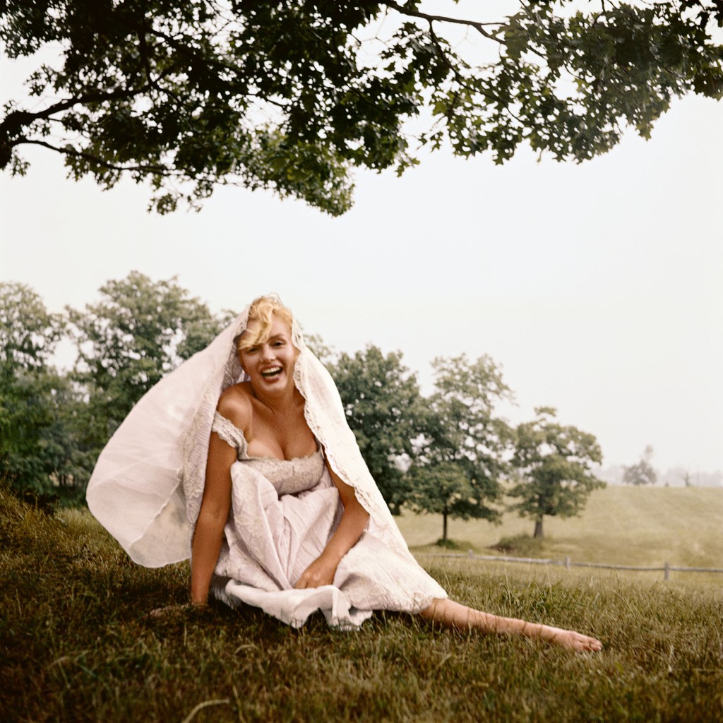 Marilyn Monroe in Roxbury, Connecticut, 1957, by Sam Shaw. © Shaw Family Archives Ltd 