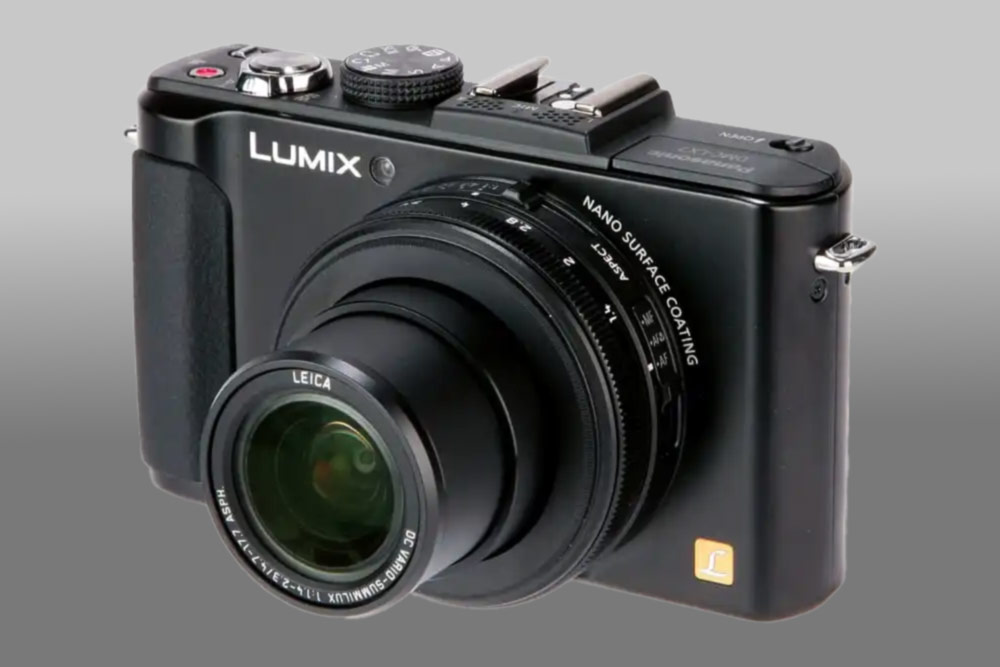 Panasonic Lumix LX7 angled. Image: AP