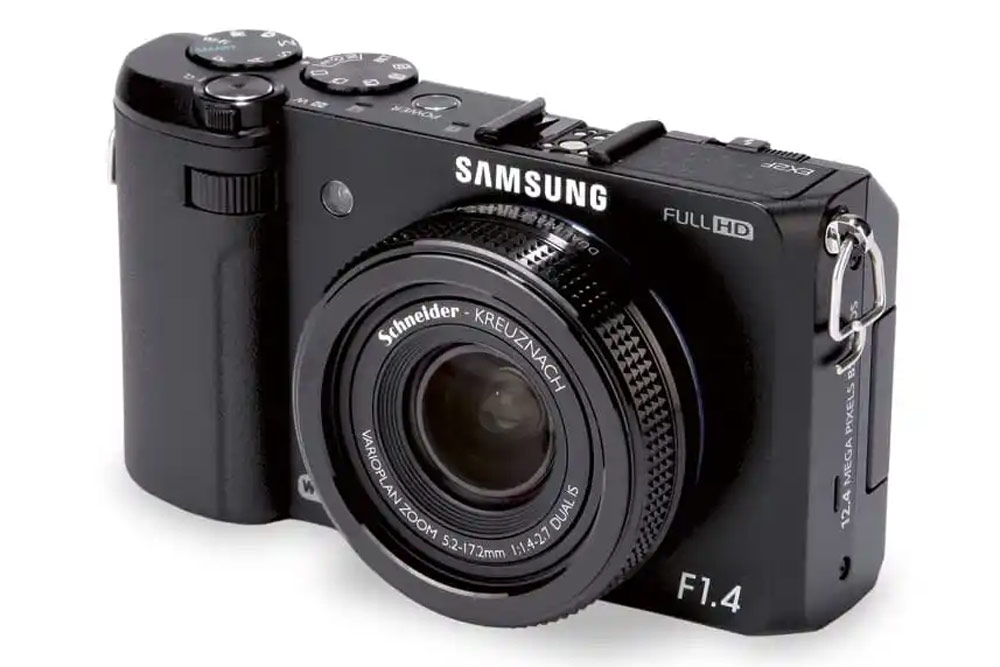 Samsung EX2F front (main)