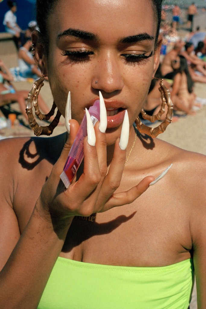 woman with long artificial nails