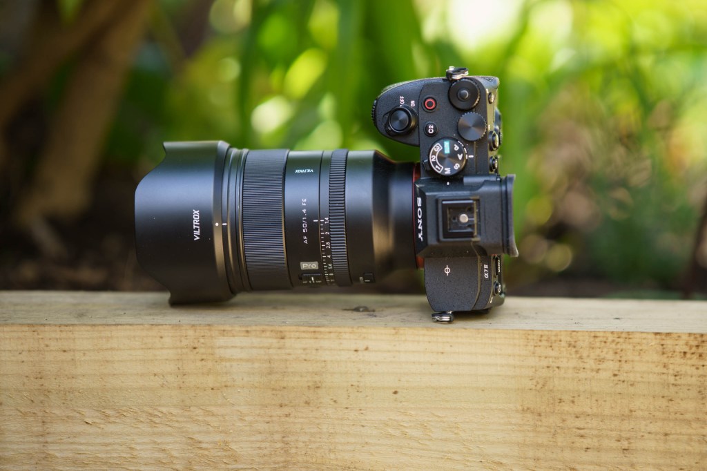 Viltrox 50mm f/1.4 Pro FE, top view,mounted on Sony mirrorless camera