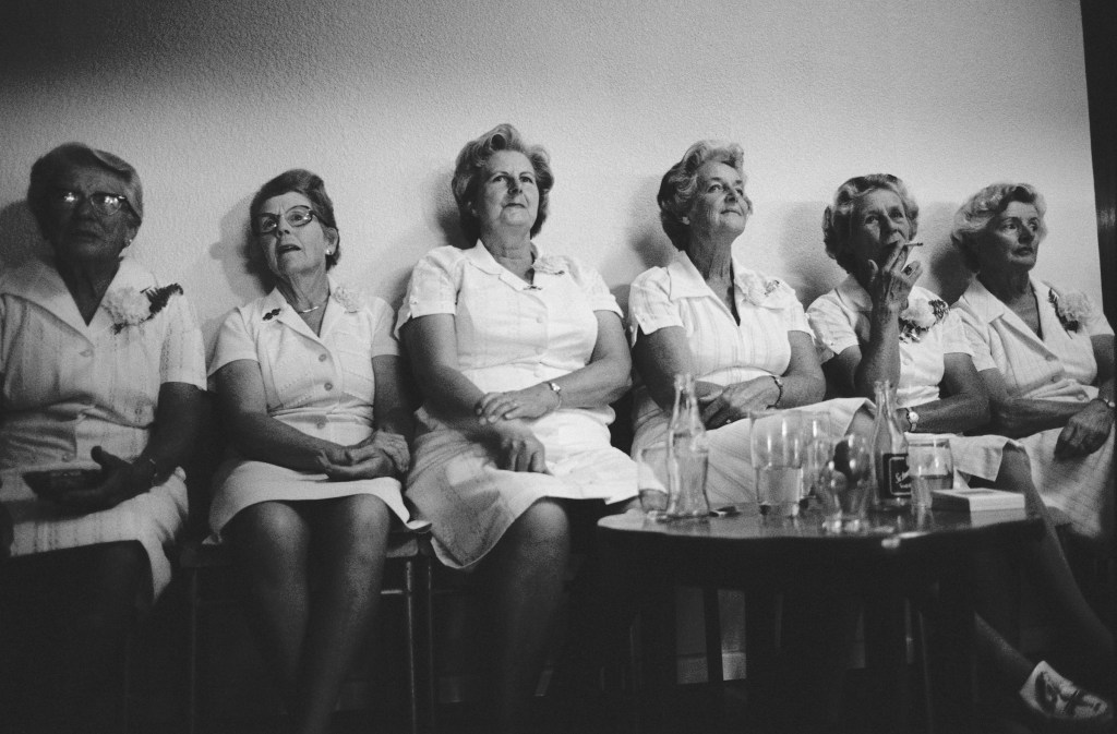 Pinelands Bowling Club Ladies, Cape Town, 1981. Image Credit: Jillian Edelstein