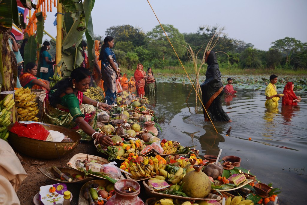World Food Photography Award, Jamie Oliver Youth Prize 13 - 17 winner, Chhath Puja Offerings by Indigo Larmour, India
