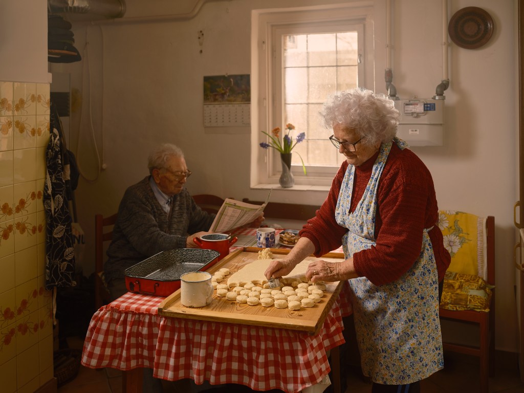 World Food Photography Award The Philip Harben Award for Food in Action winner Proven recipe by Balazs Lehoczki