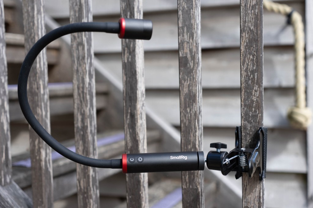 SmallRig RM 03 mounted to railings. 