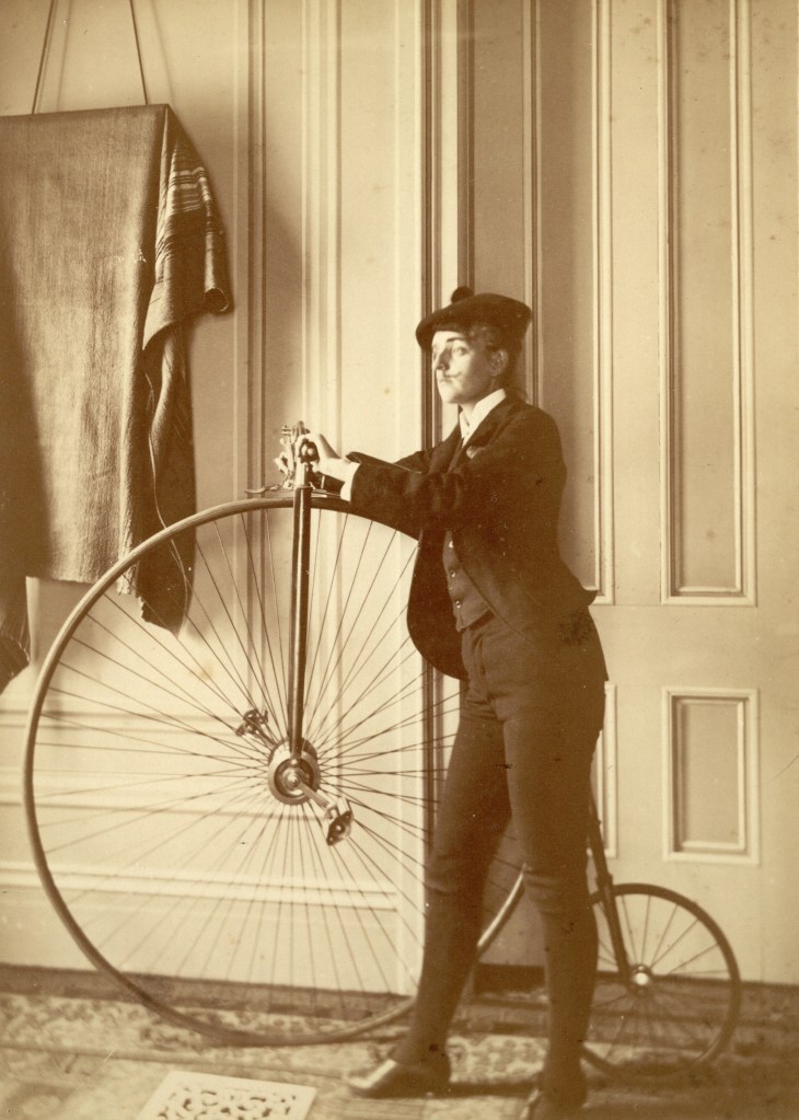 Frances Benjamin Johnston self portrait