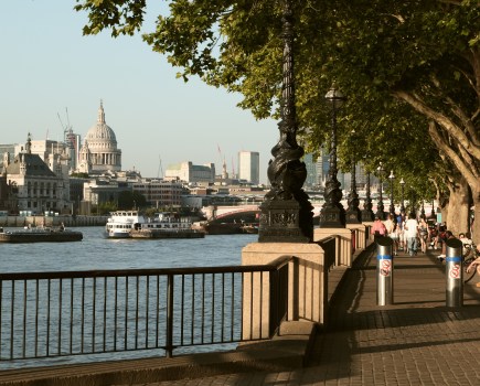 Panasonic Lumix L10 London South Bank sample image.
