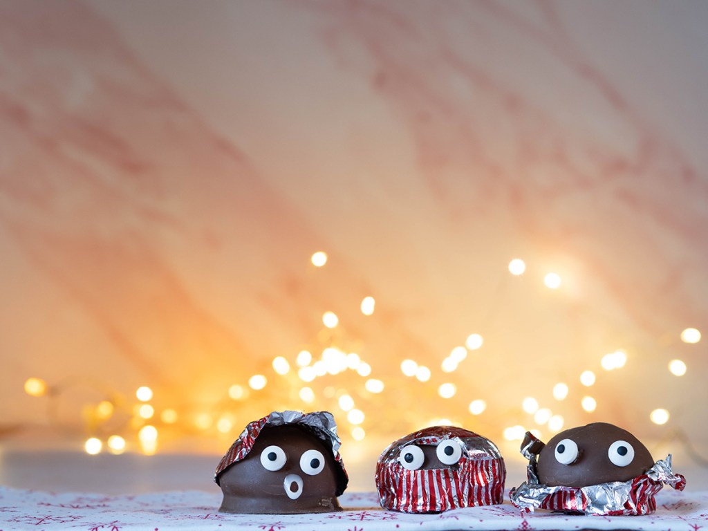 tunnocks teacakes with googly eyes