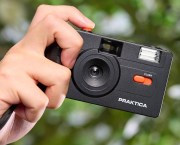 Praktica VF212 - a reusable 35mm film camera comes in white or black. Image: Praktica/Amazon