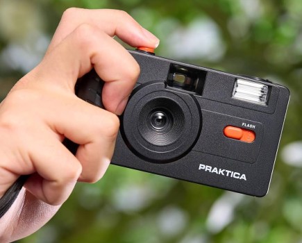 Praktica VF212 - a reusable 35mm film camera comes in white or black. Image: Praktica/Amazon