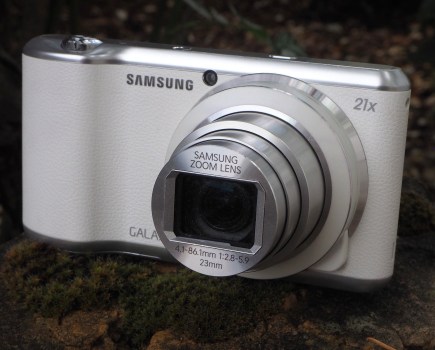 Samsung Galaxy Camera 2 GC200 front view