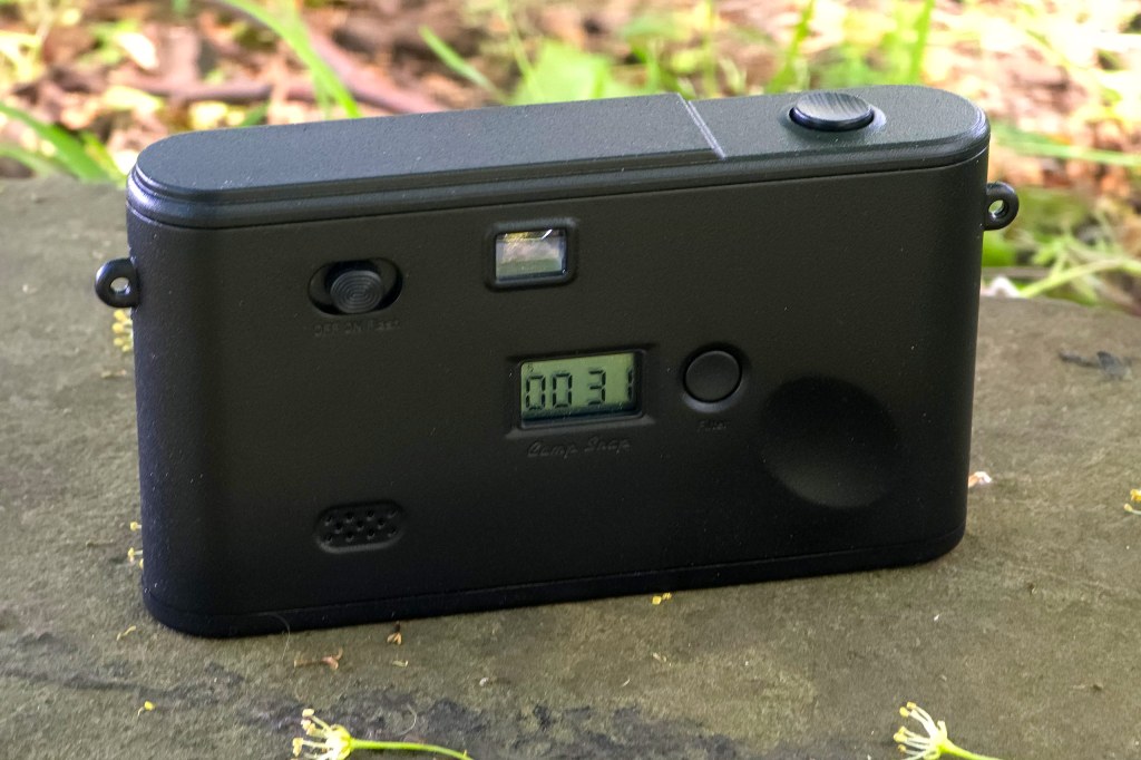 Camp Snap 2 rear controls and display - Image JW/AP