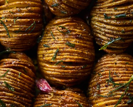 close up of hasselback potatoes