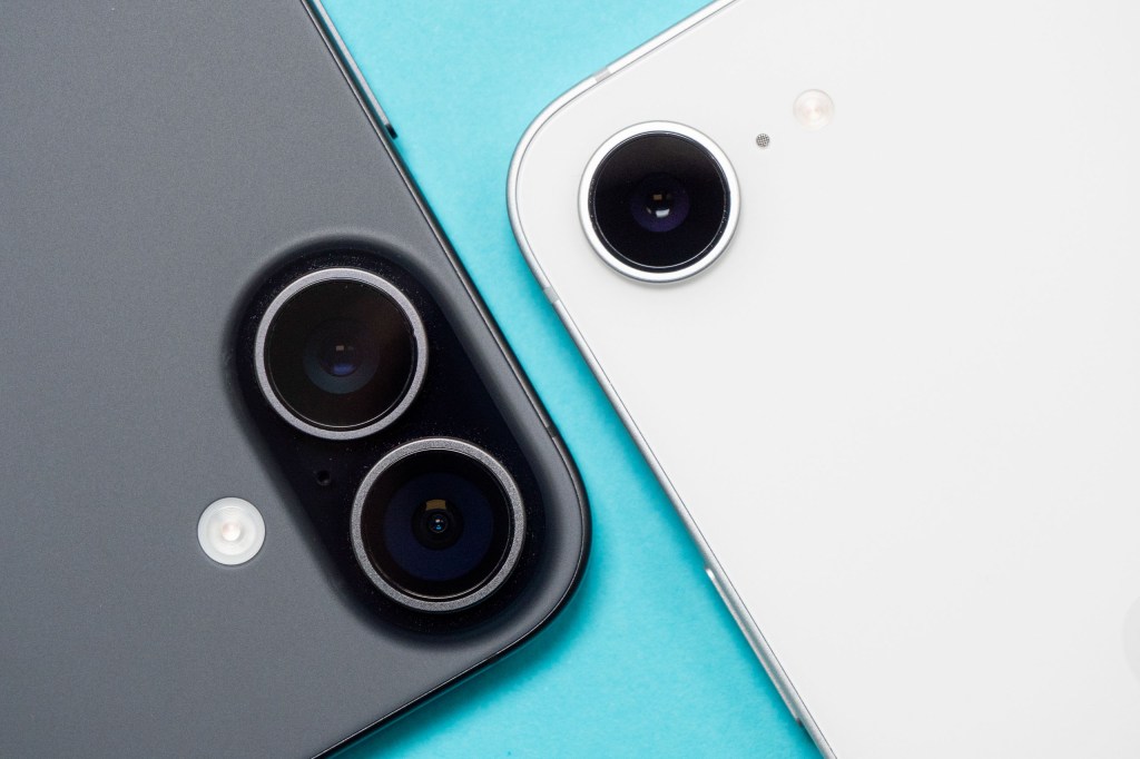 iPhone 17 and iPhone 17e cameras side by side on a blue surface
