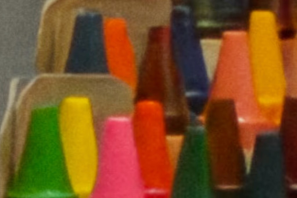 RAW 9 crayons