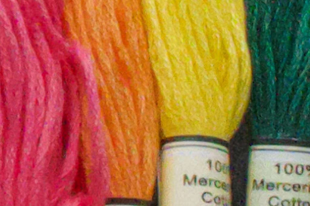 RAW 8 yarn